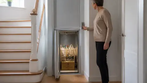 Petit monte-charge domestique : pour qui, pour quoi, à quel prix ?